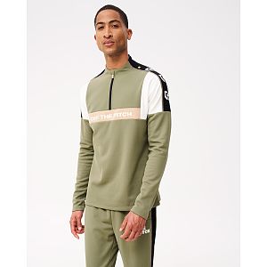 Off-the-pitch-half-zip-top